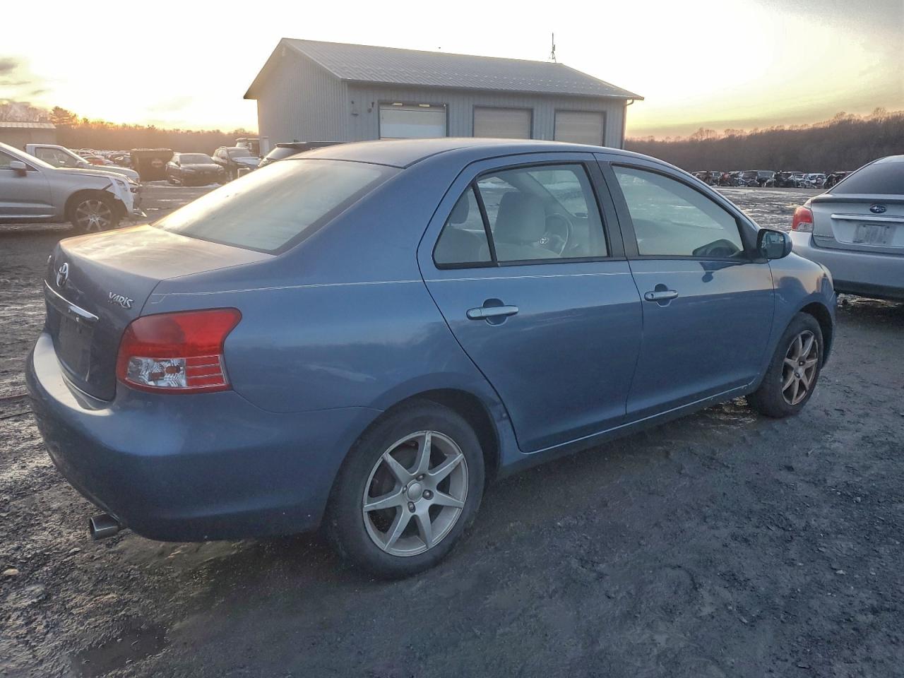 2007 TOYOTA YARIS photo 3
