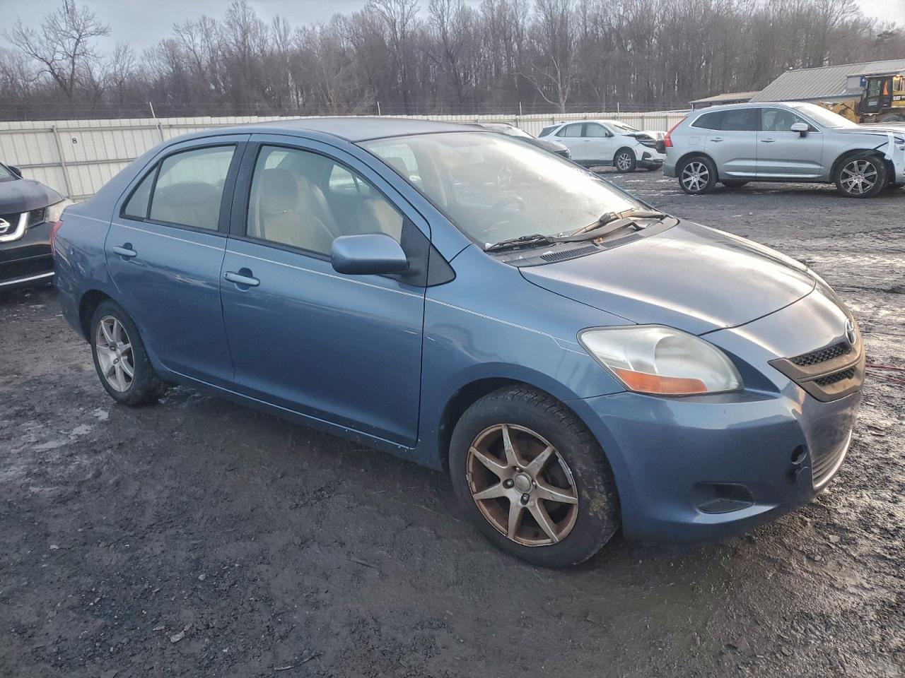 2007 TOYOTA YARIS photo 4