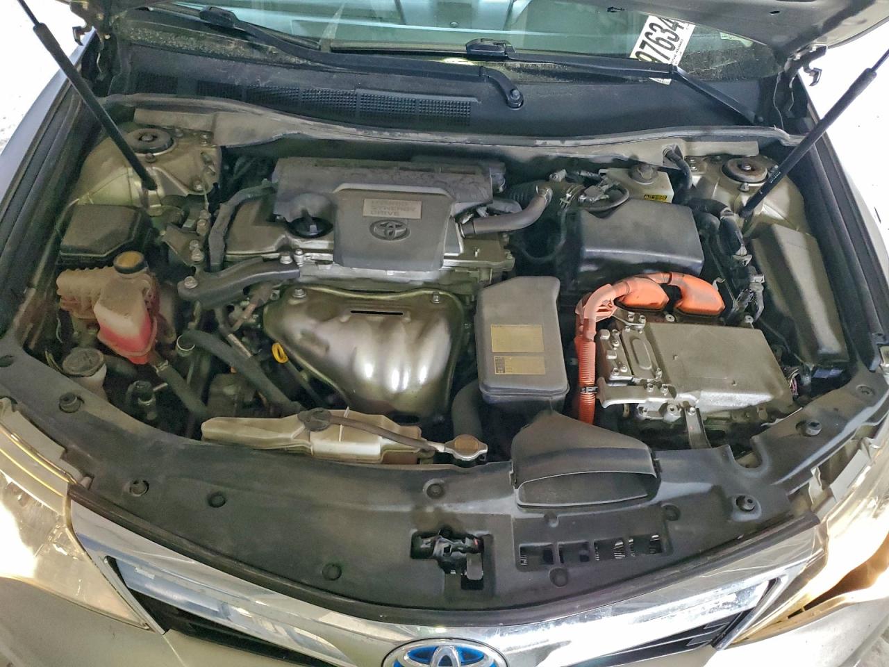 2013 TOYOTA CAMRY HYBRID photo 11