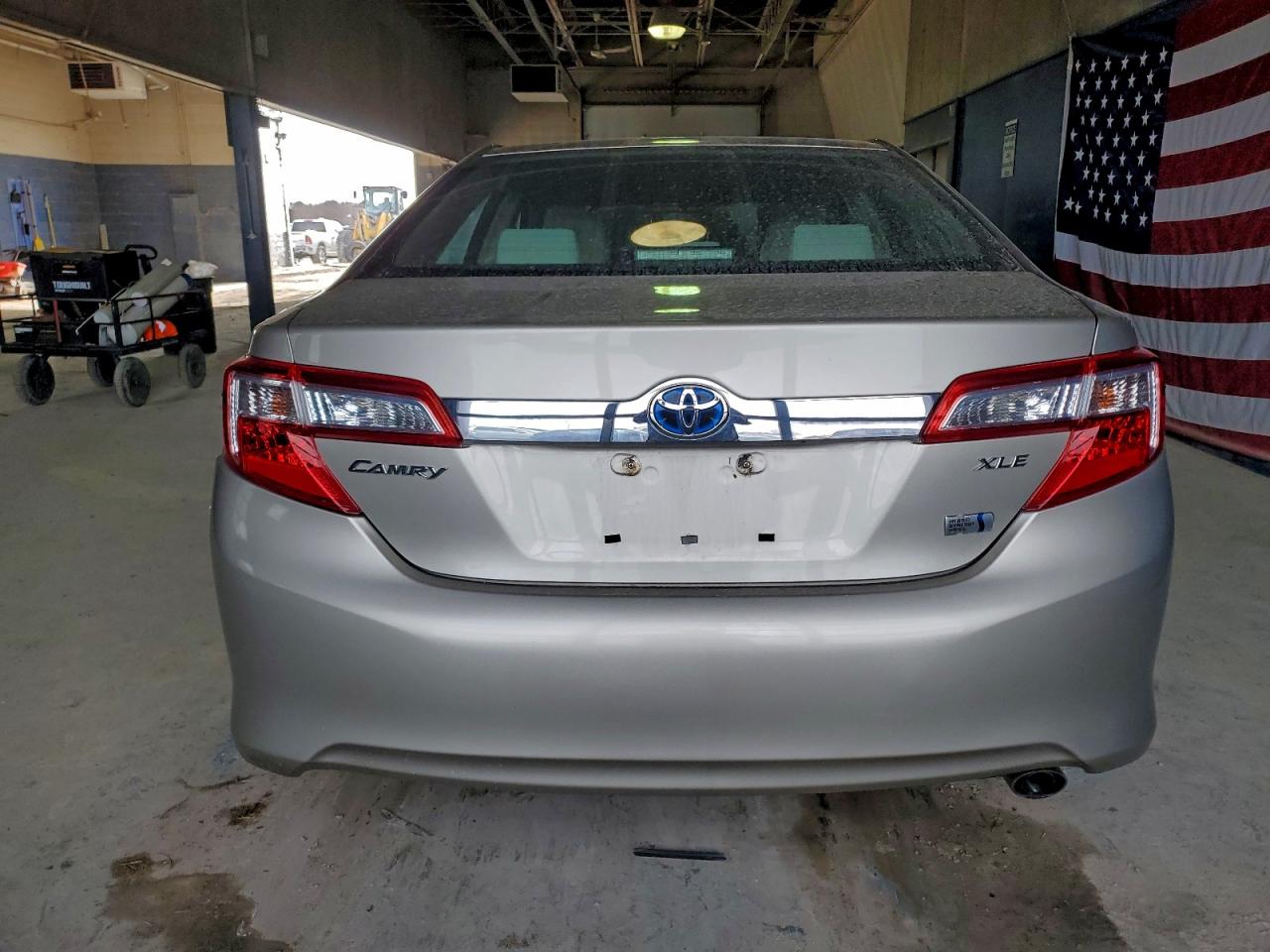 2013 TOYOTA CAMRY HYBRID photo 6