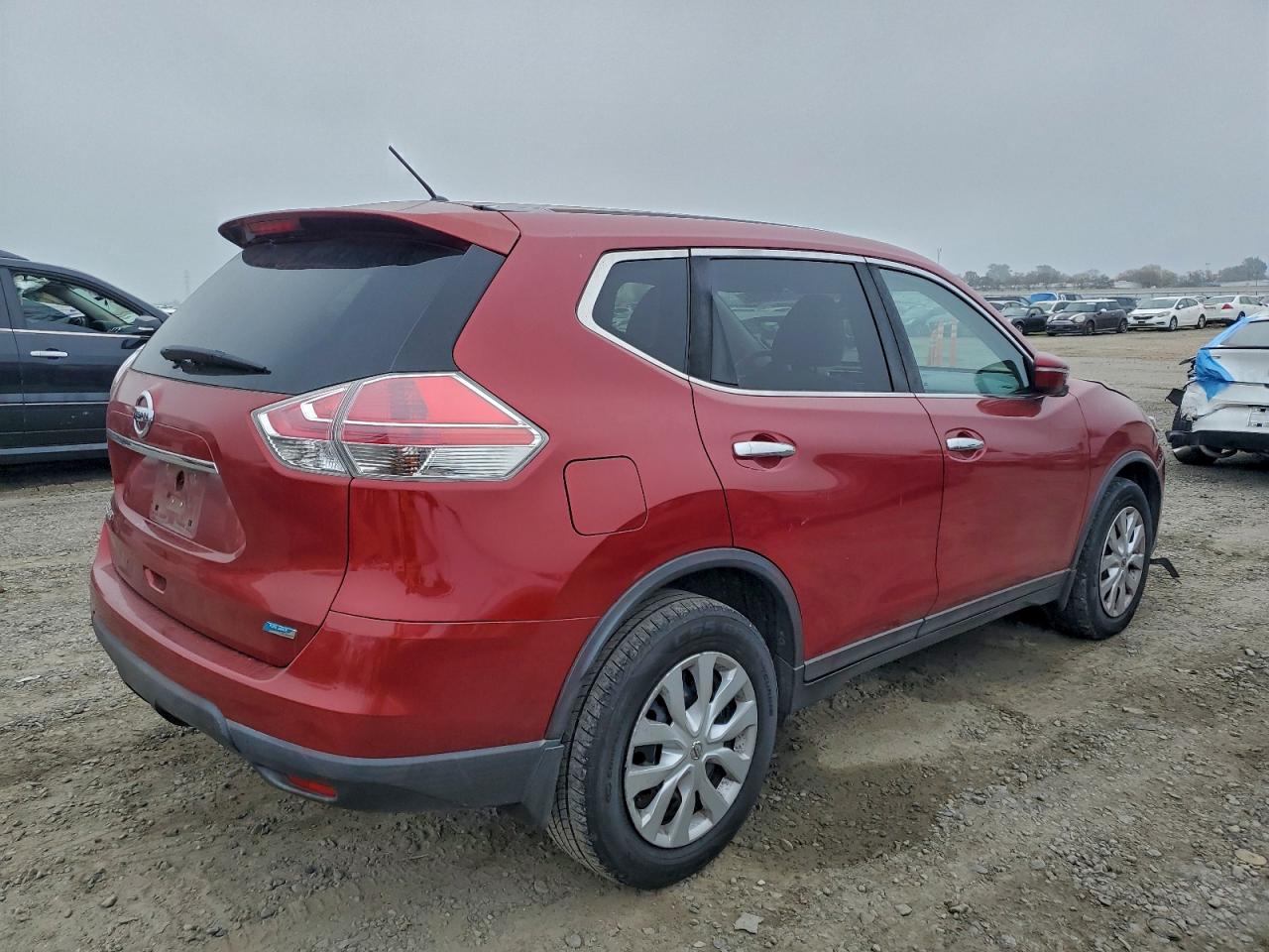 2014 NISSAN ROGUE S photo 3
