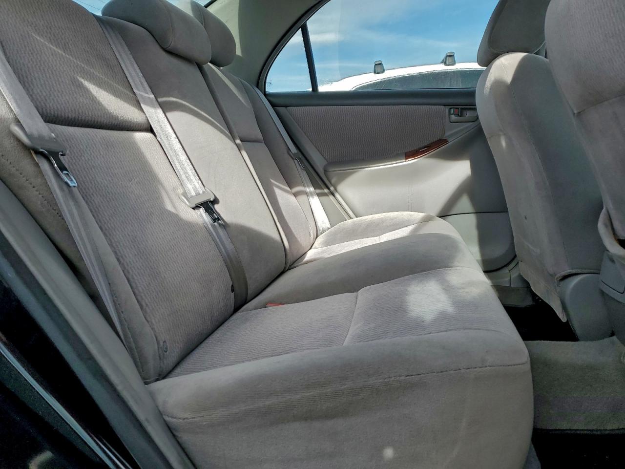 2005 TOYOTA COROLLA CE photo 10