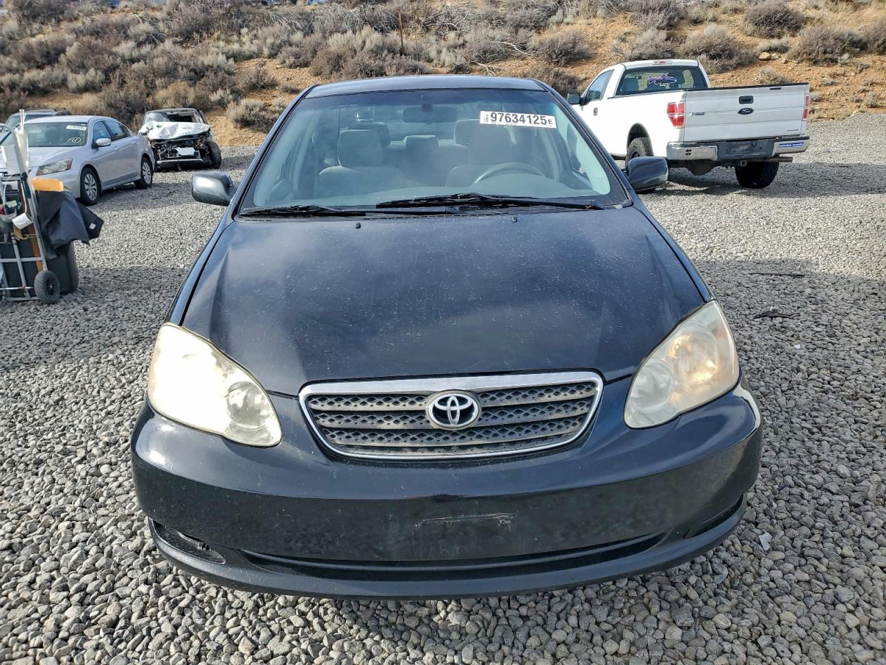 2005 TOYOTA COROLLA CE photo 5