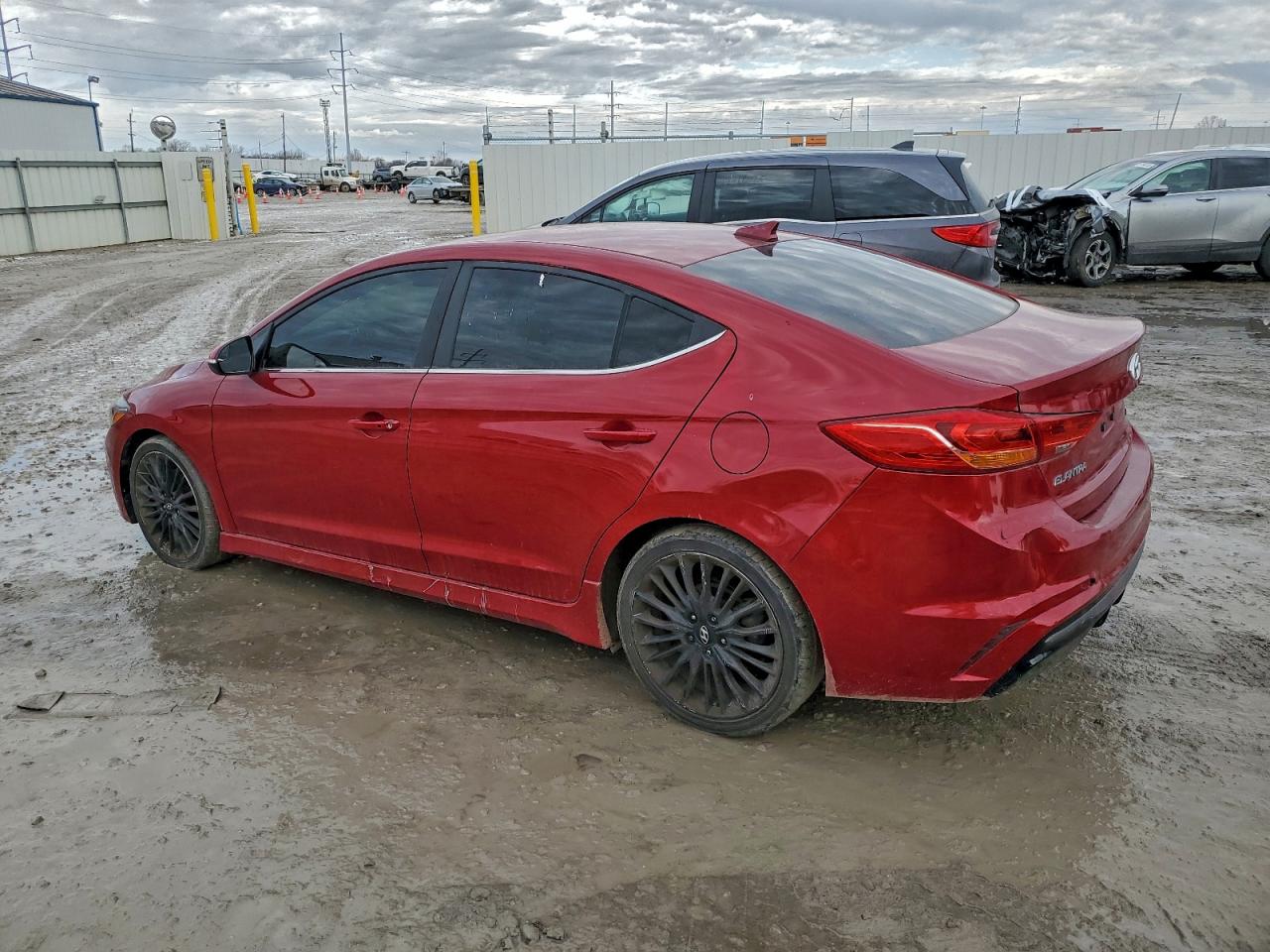 2017 HYUNDAI ELANTRA SPORT photo 2