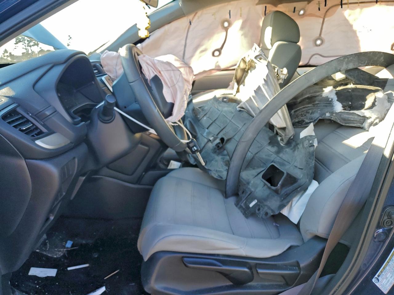 2018 HONDA CR-V LX photo 7