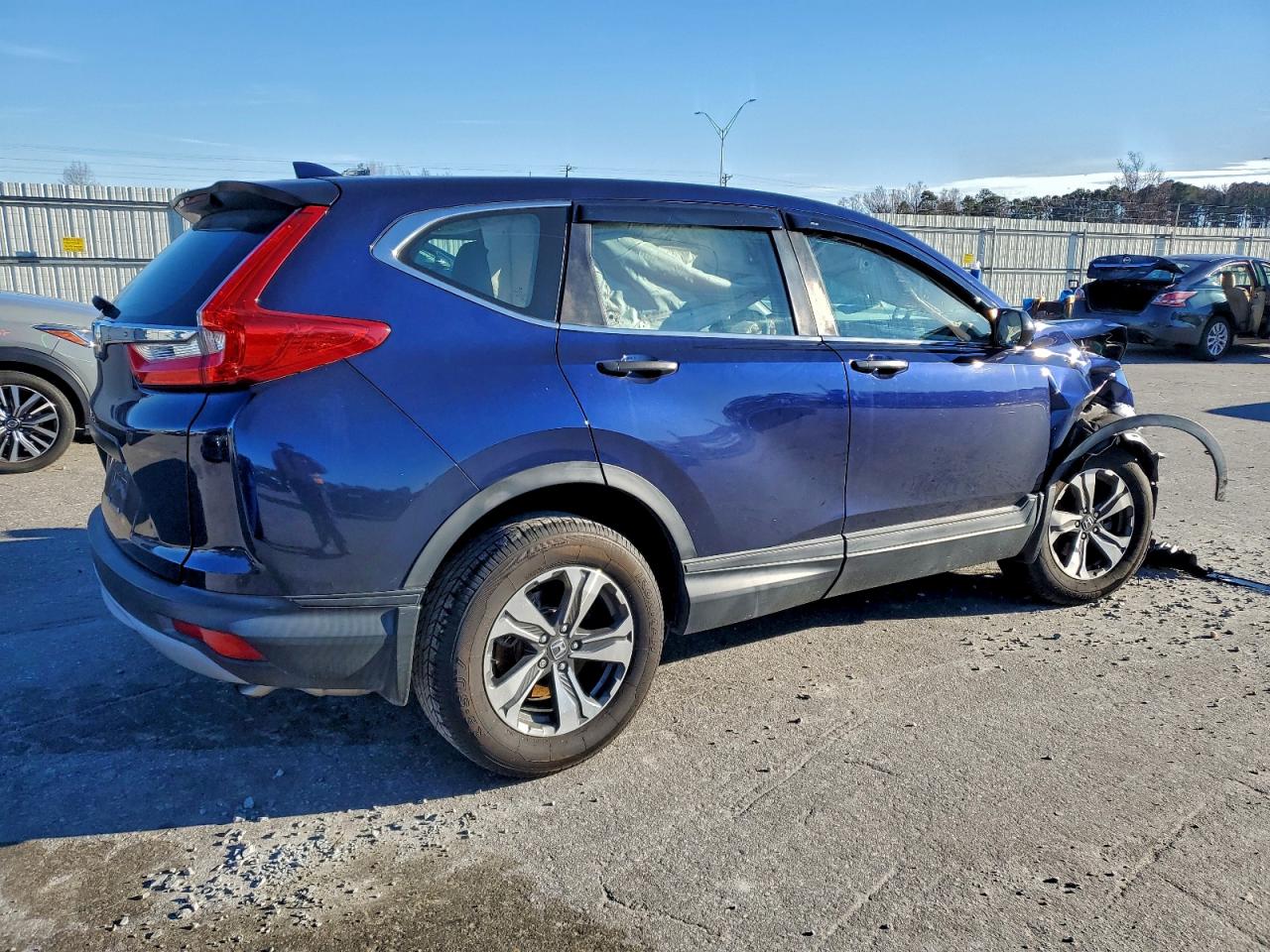 2018 HONDA CR-V LX photo 3
