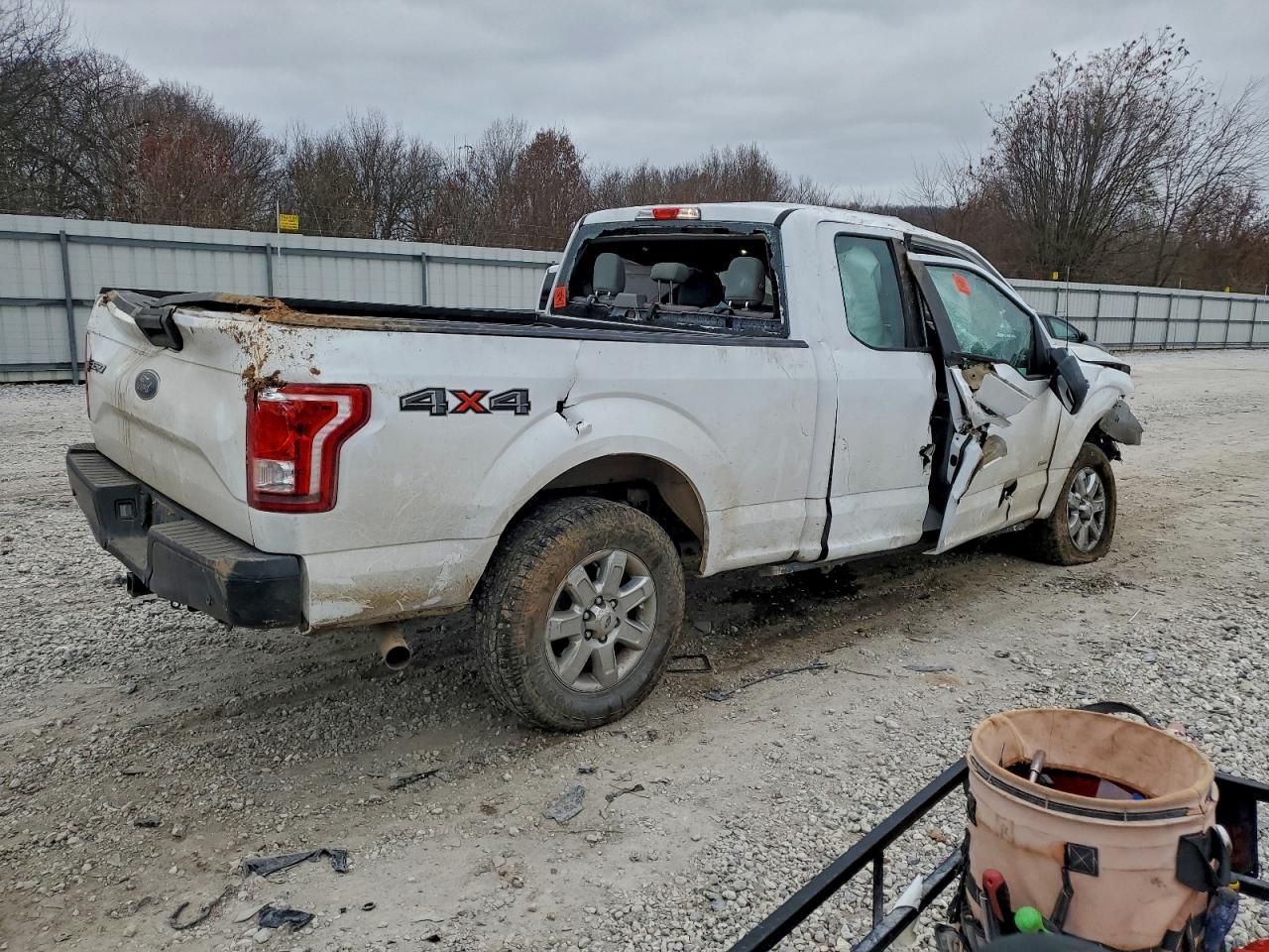 2015 FORD F150 SUPER CAB photo 3