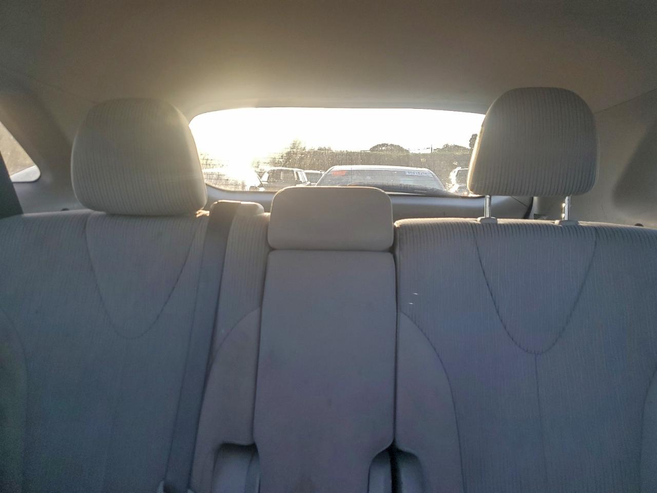2012 TOYOTA VENZA LE photo 10