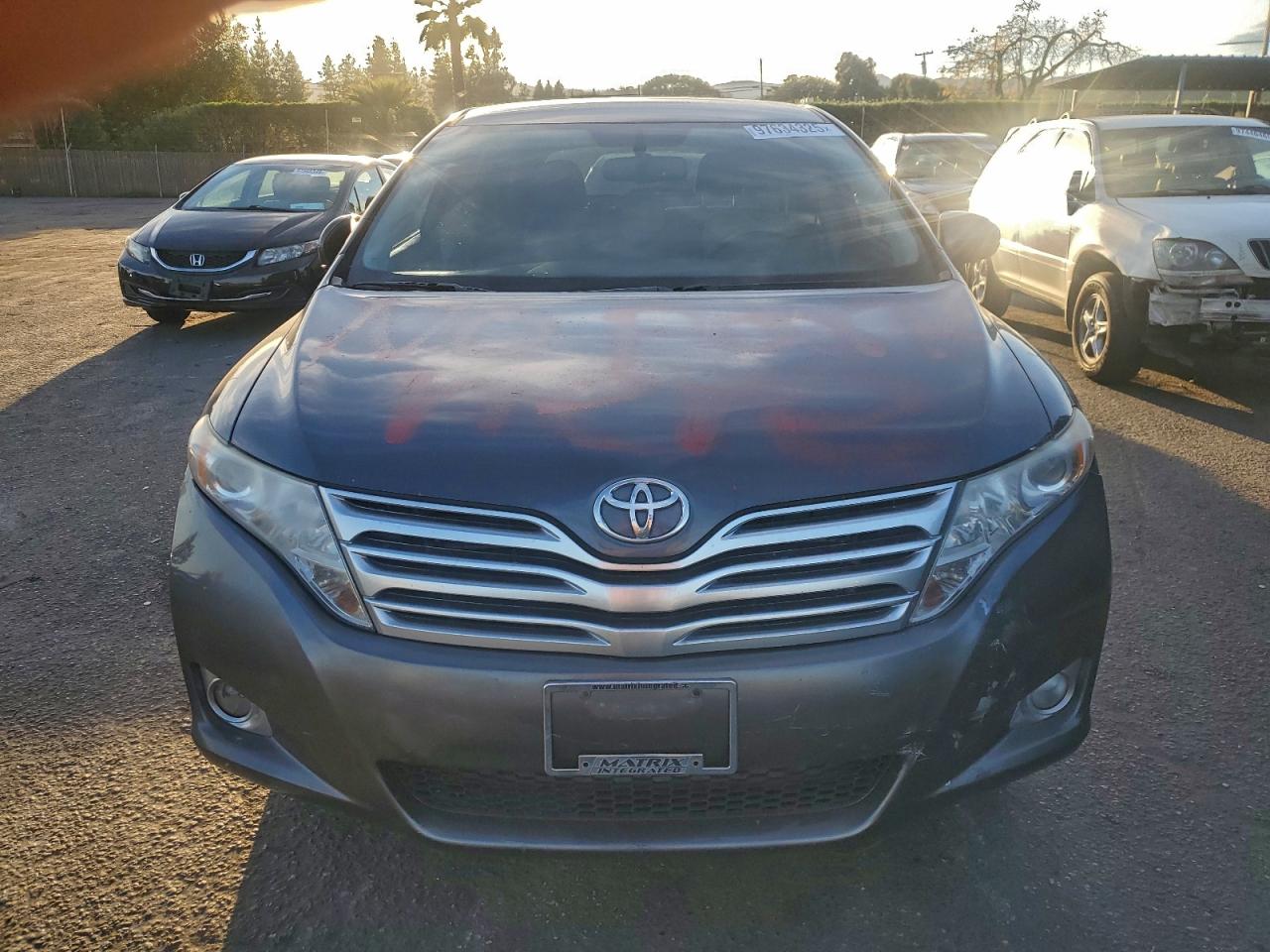 2012 TOYOTA VENZA LE photo 5