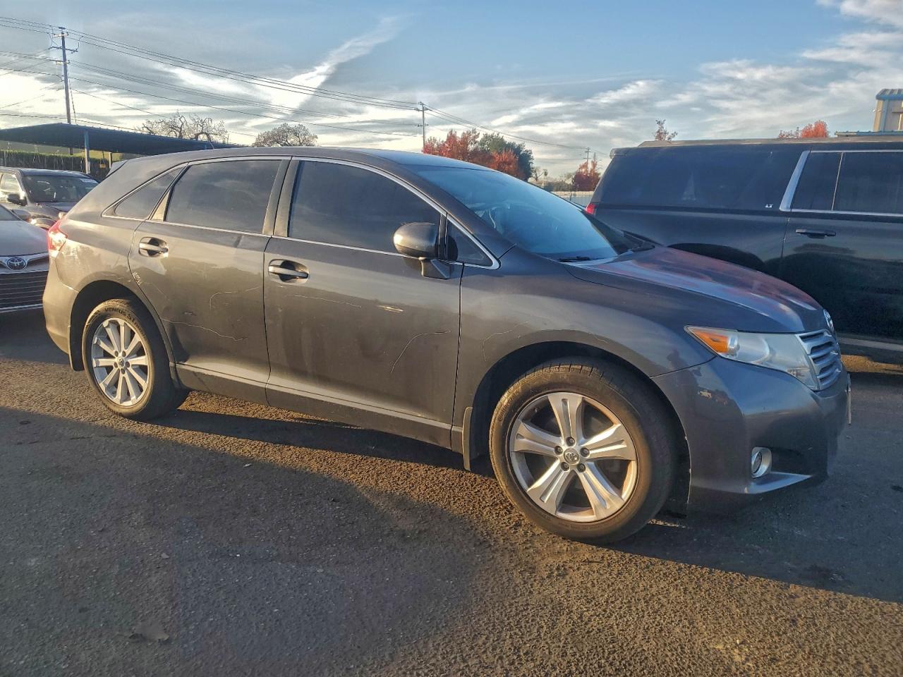 2012 TOYOTA VENZA LE photo 4