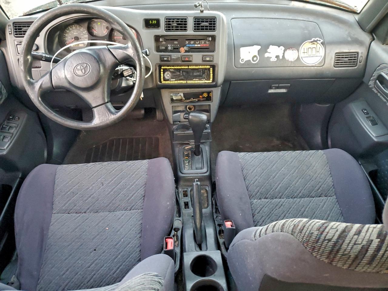 2000 TOYOTA RAV4 photo 8