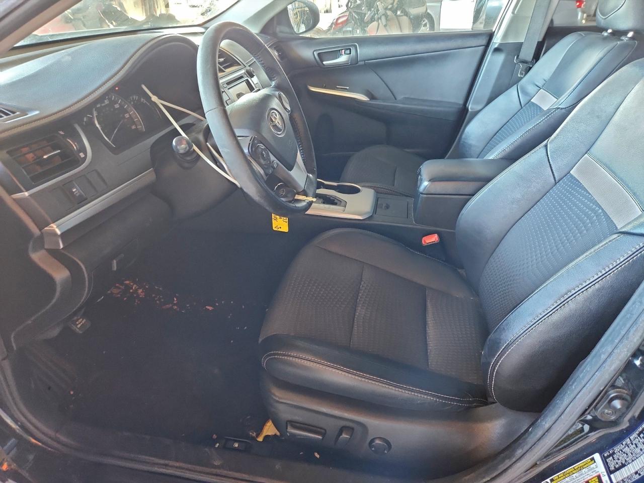 2013 TOYOTA CAMRY L photo 7