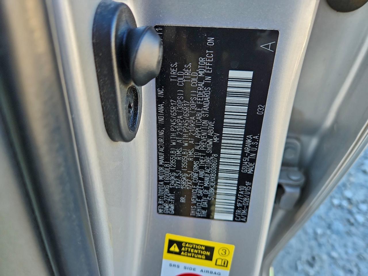 2011 TOYOTA HIGHLANDER BASE photo 13
