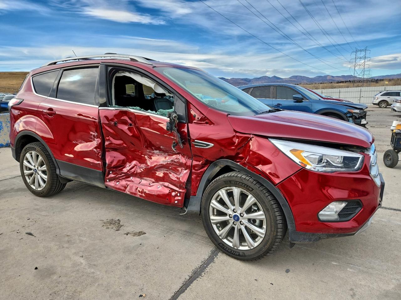 2018 FORD ESCAPE TITANIUM photo 4