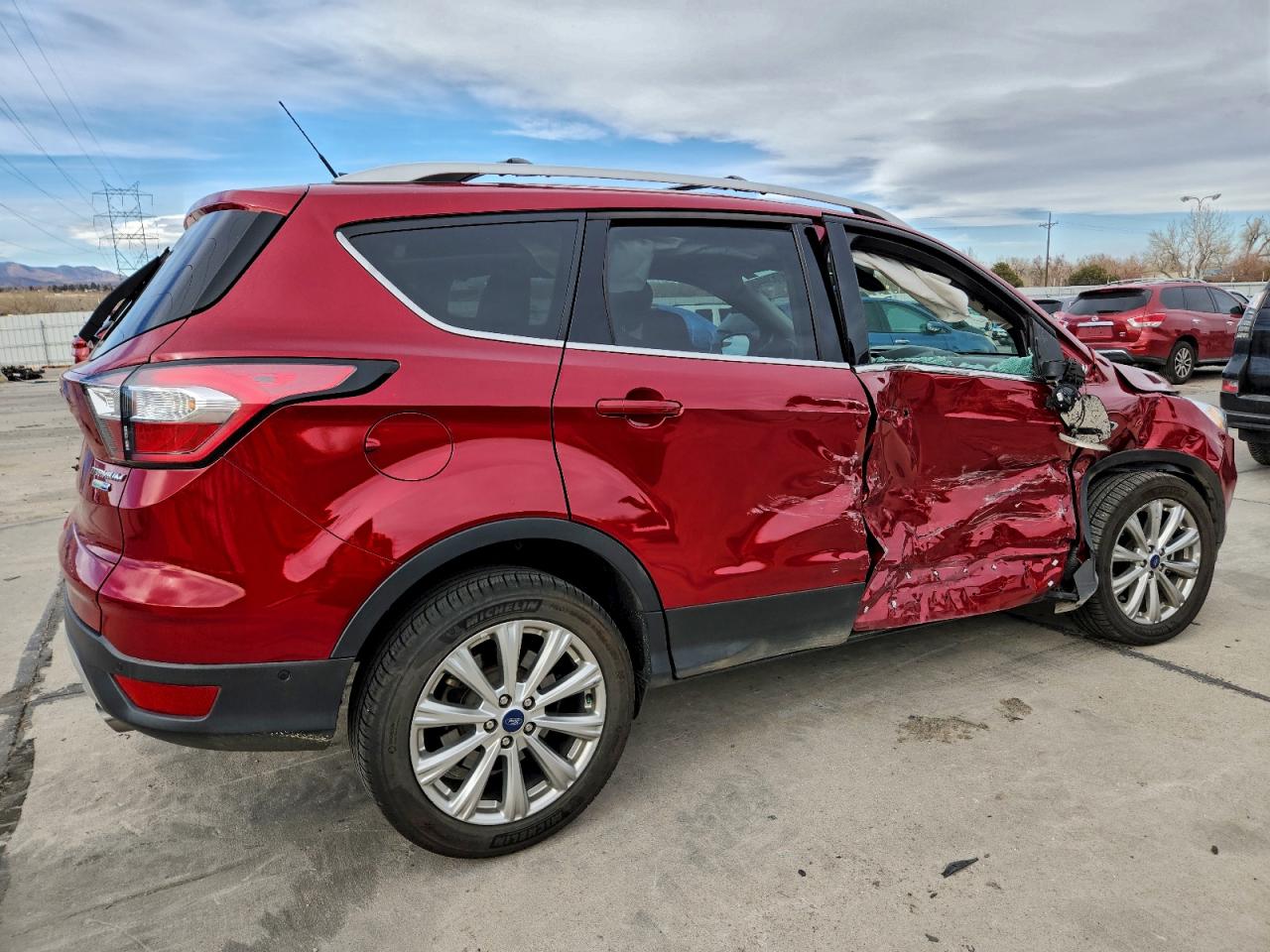 2018 FORD ESCAPE TITANIUM photo 3