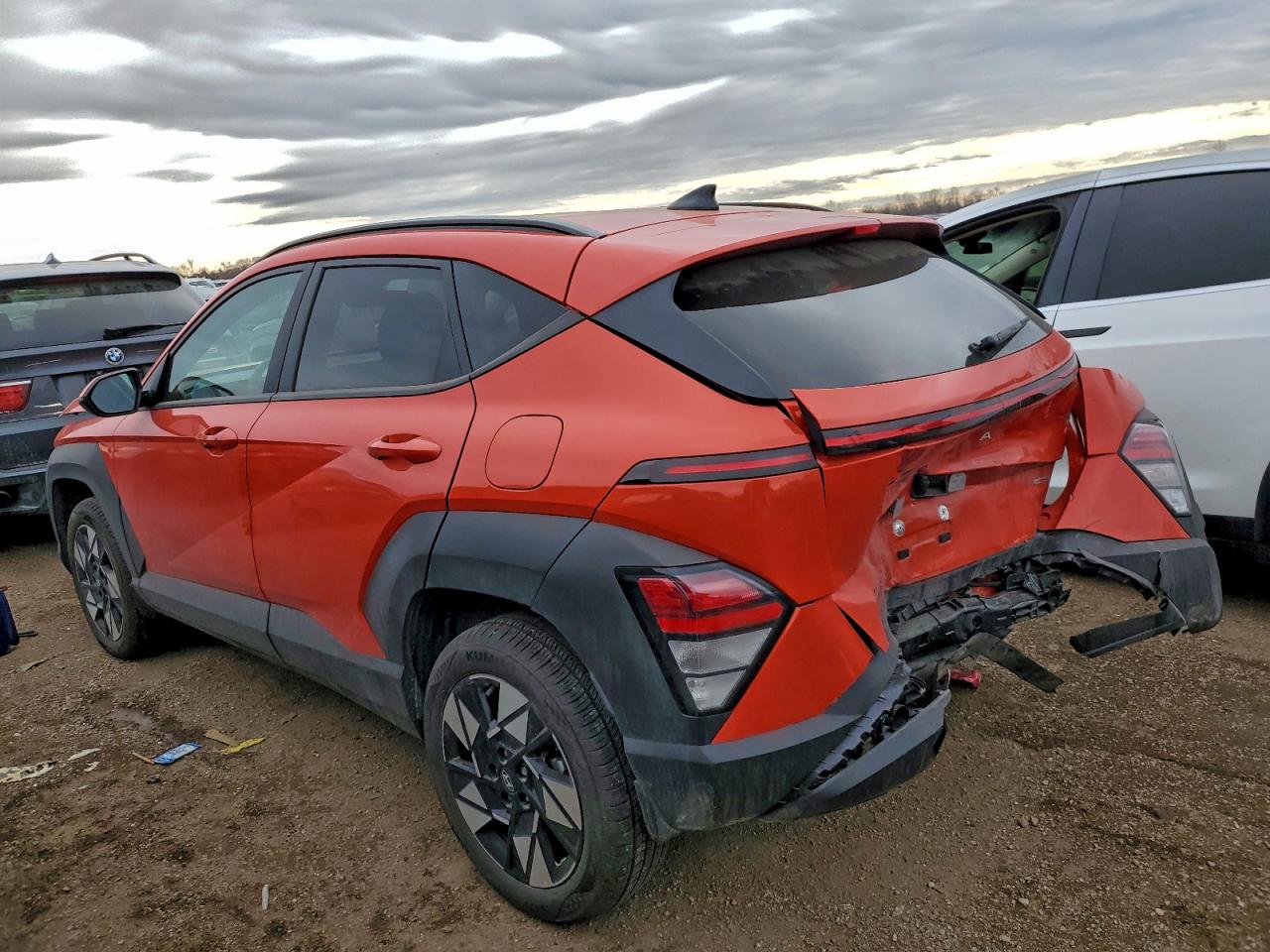 2025 HYUNDAI KONA SEL photo 2