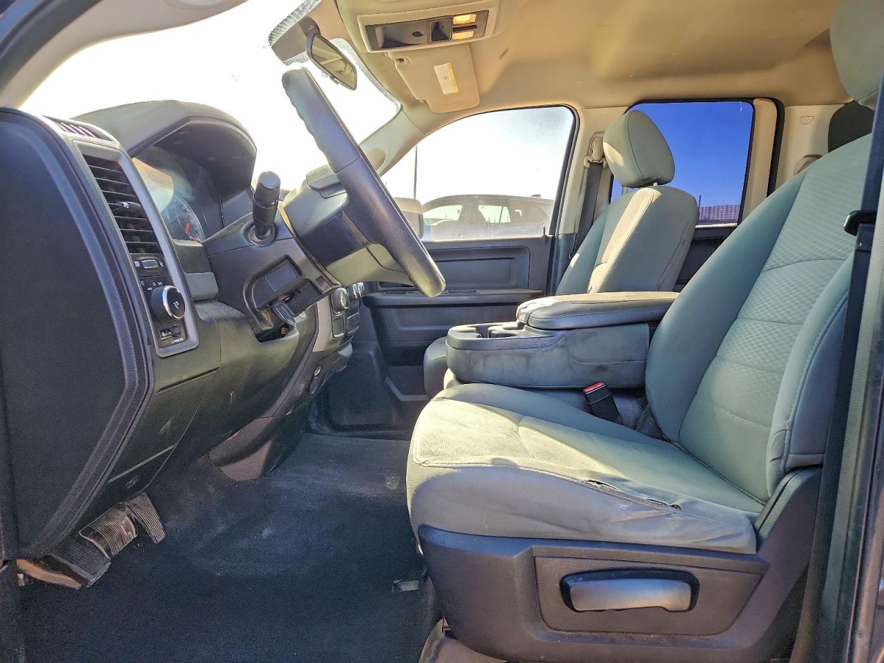 2019 RAM 1500 CLASSIC TRADESMAN photo 7