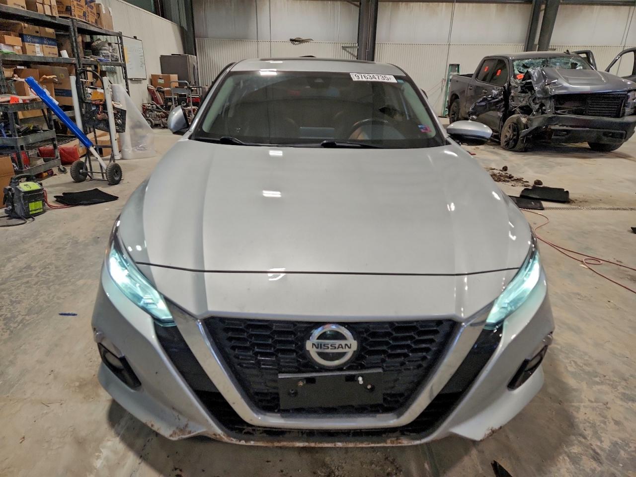 2019 NISSAN ALTIMA SL photo 5