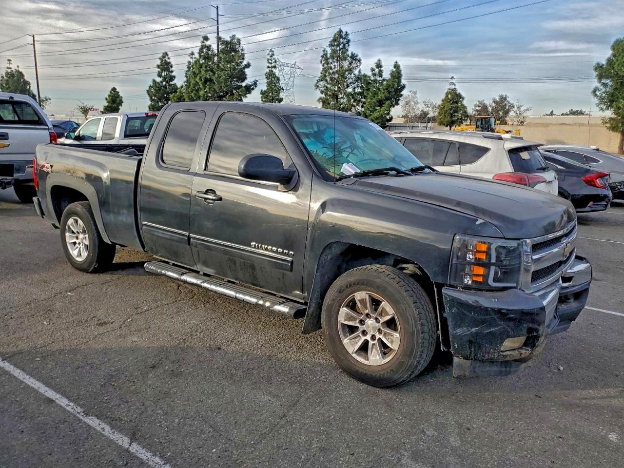 2010 CHEVROLET SILVERADO K1500 LT photo 10