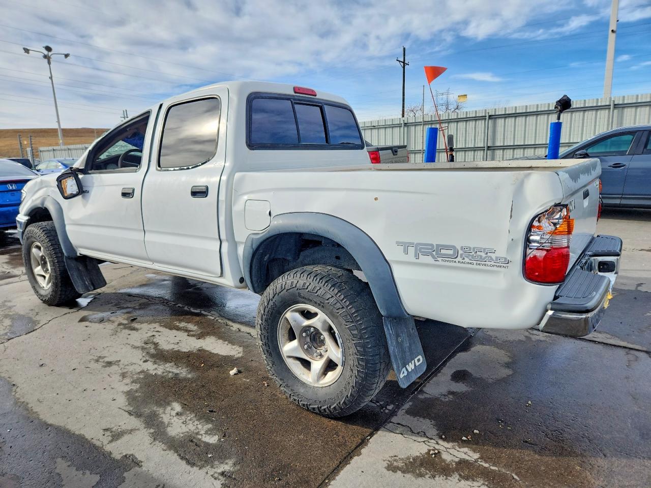 2001 TOYOTA TACOMA DOUBLE CAB photo 2