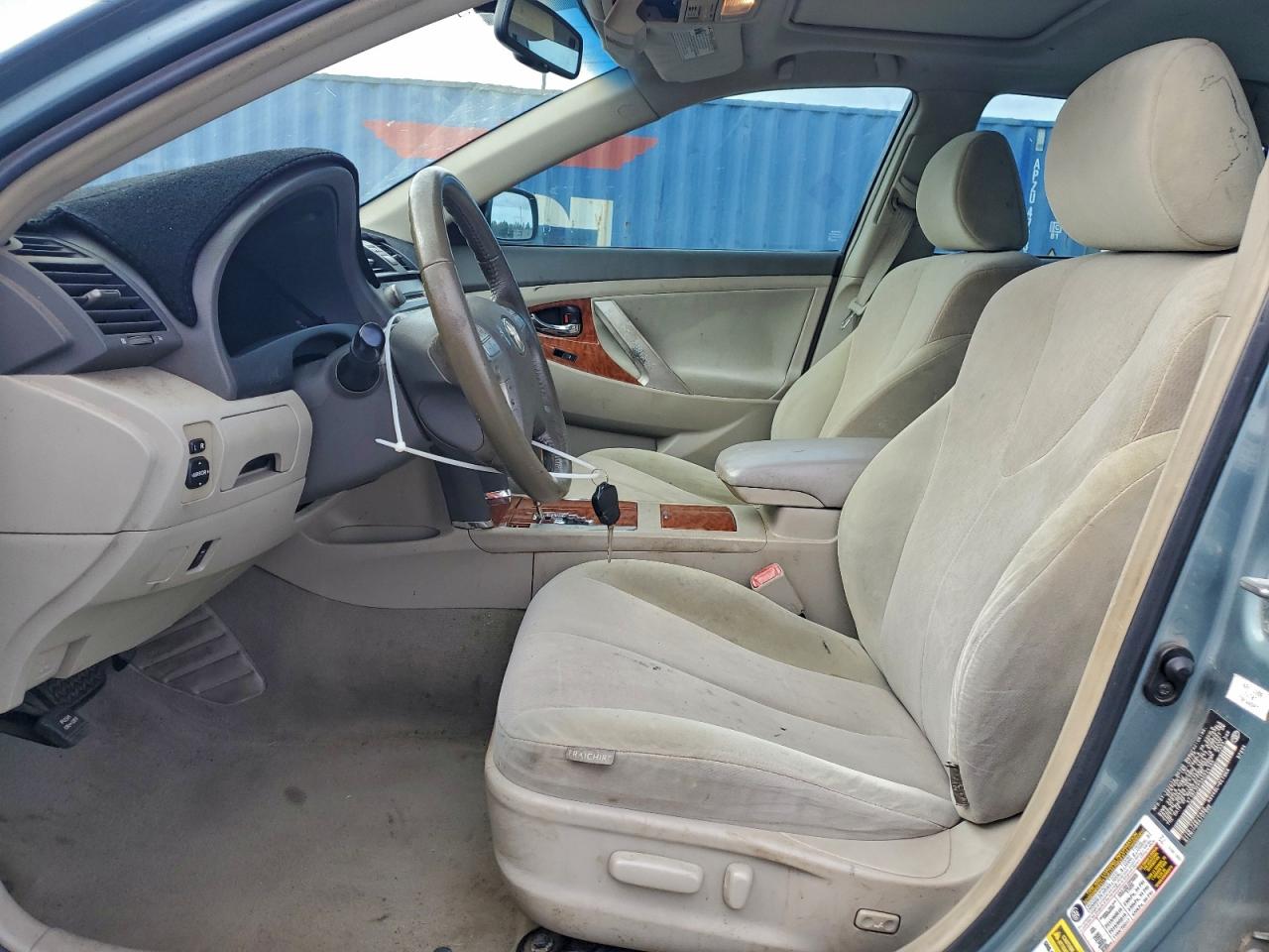2010 TOYOTA CAMRY BASE photo 7