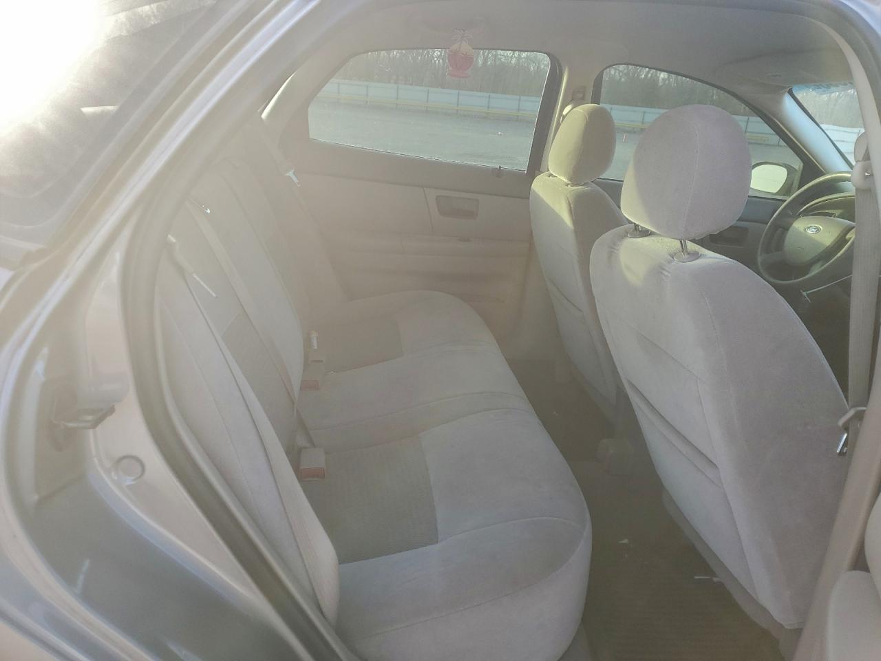 2007 FORD TAURUS SE photo 10