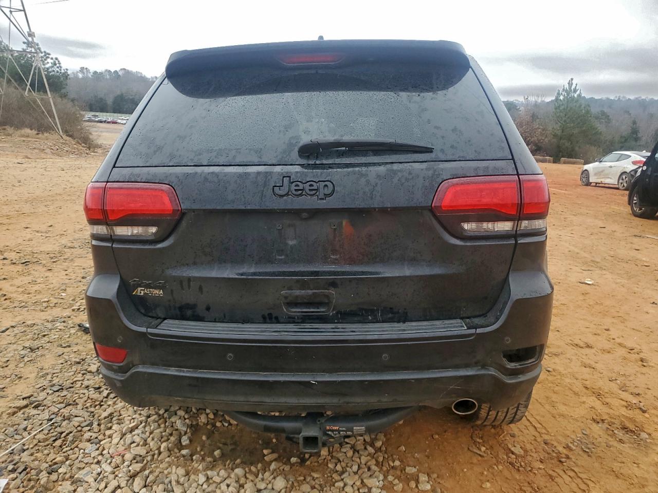 2018 JEEP GRAND CHEROKEE LAREDO photo 6