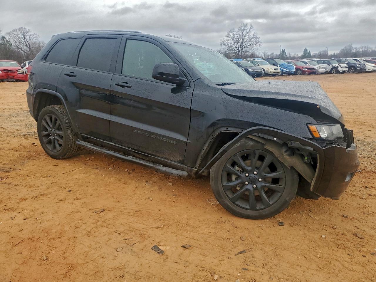 2018 JEEP GRAND CHEROKEE LAREDO photo 4