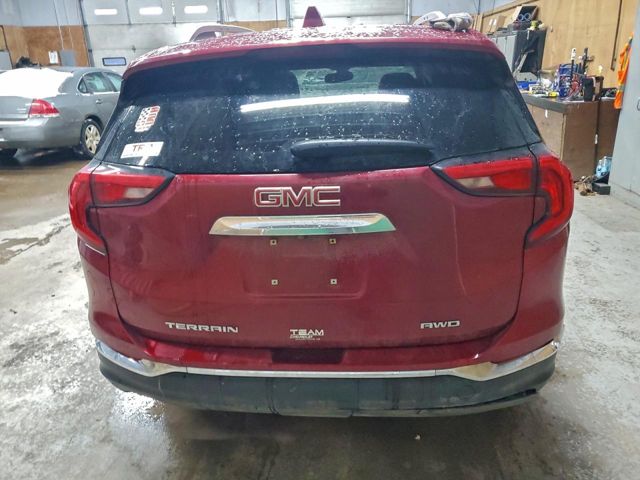 2019 GMC TERRAIN SLT photo 6