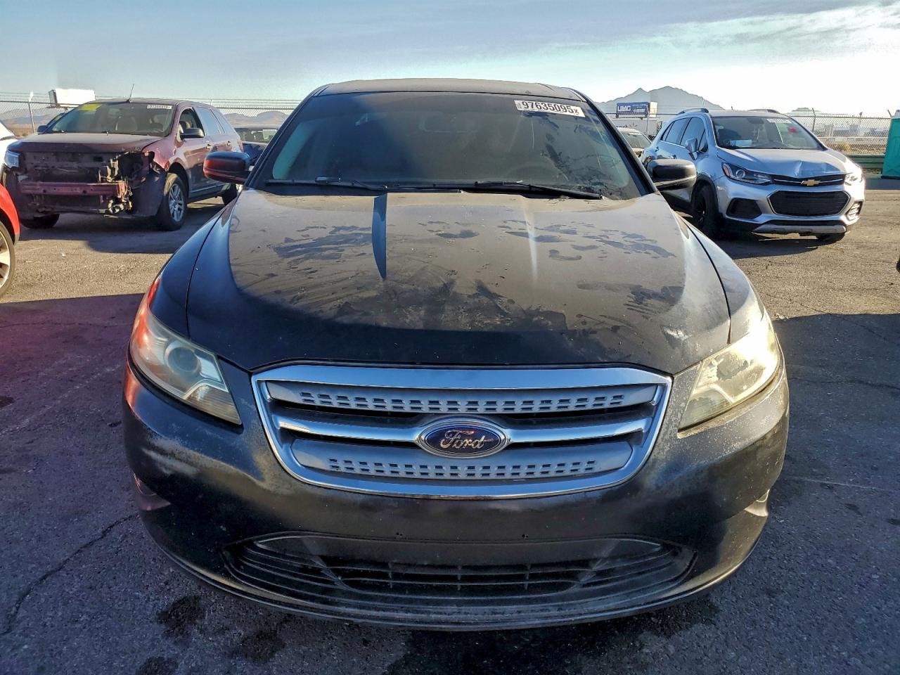 2010 FORD TAURUS SE photo 5