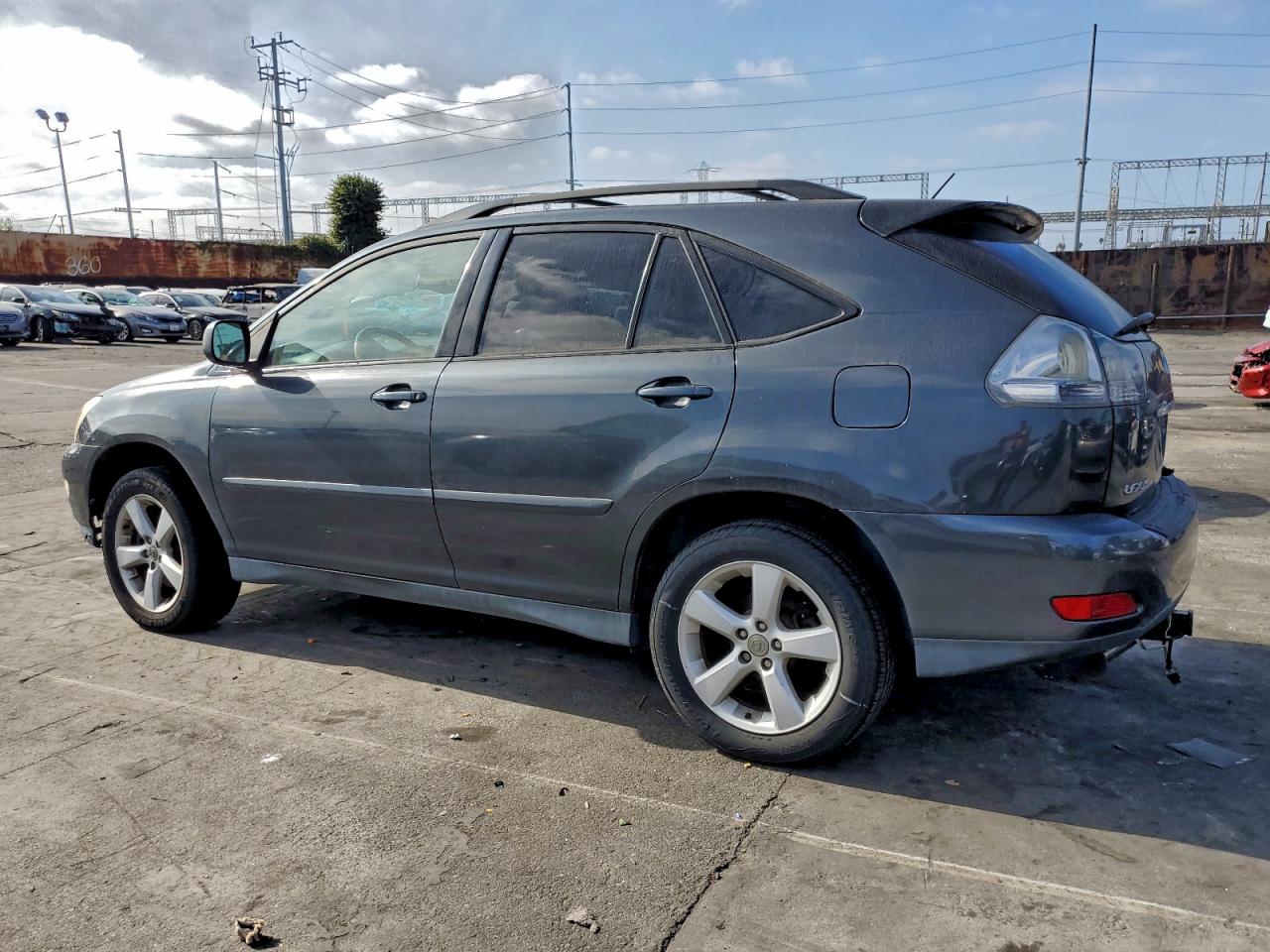 2005 LEXUS RX 330 photo 2