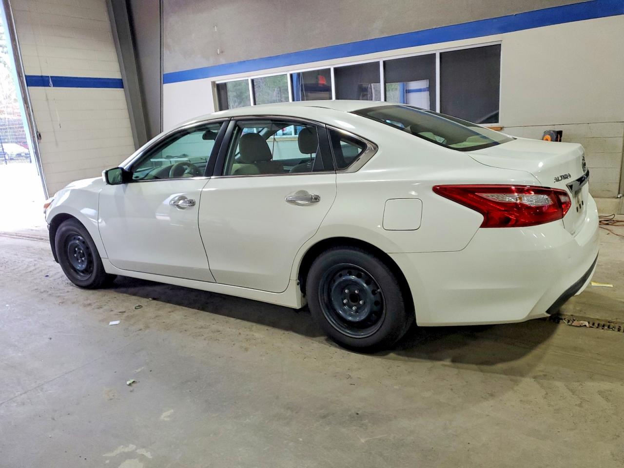 2017 NISSAN ALTIMA 2.5 photo 2