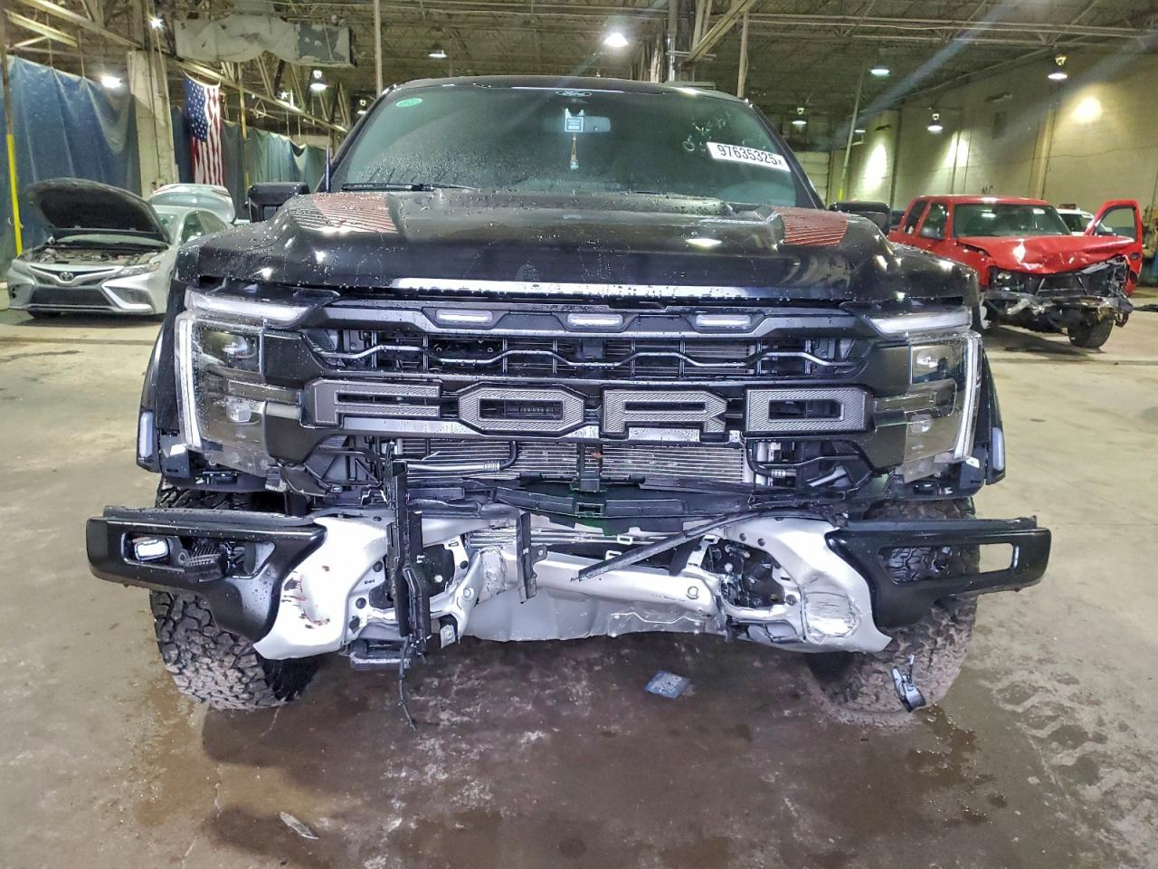 2025 FORD F150 RAPTOR photo 9