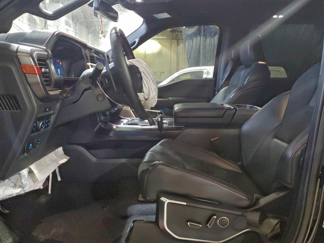 2025 FORD F150 RAPTOR photo 13