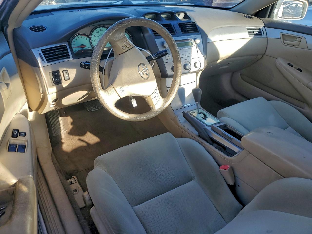 2006 TOYOTA CAMRY SOLARA SE photo 8