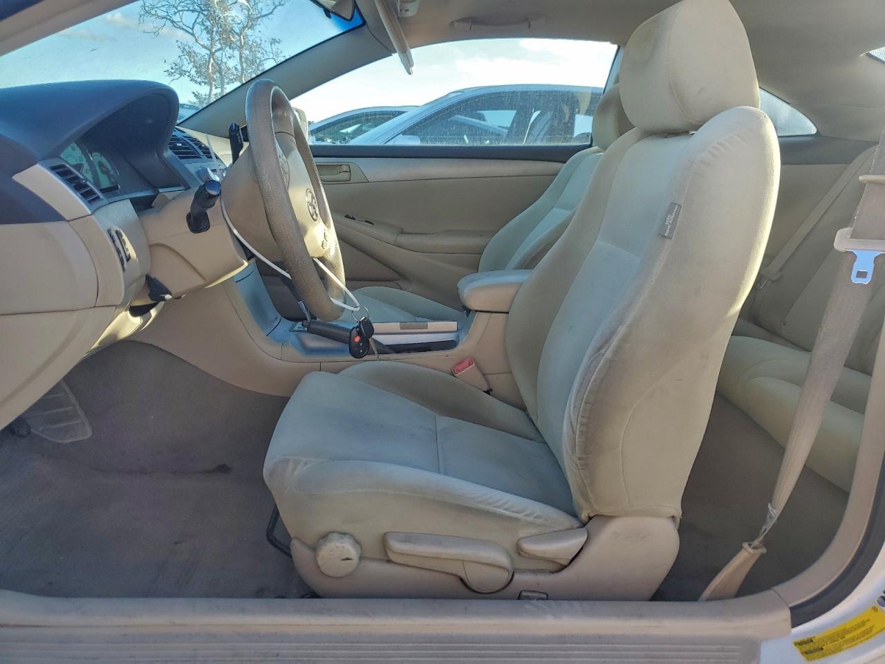2006 TOYOTA CAMRY SOLARA SE photo 7