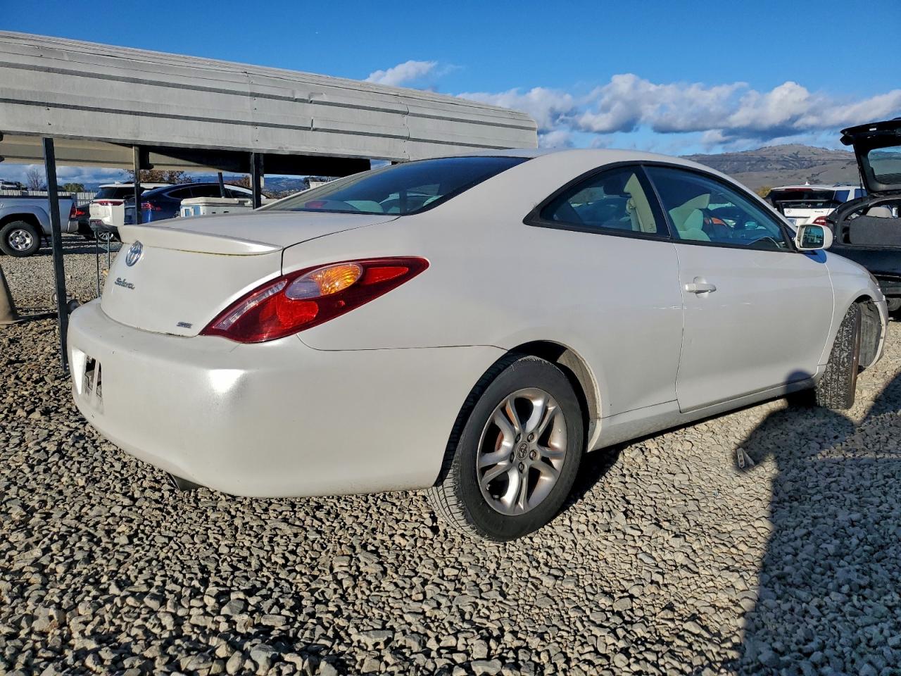 2006 TOYOTA CAMRY SOLARA SE photo 3
