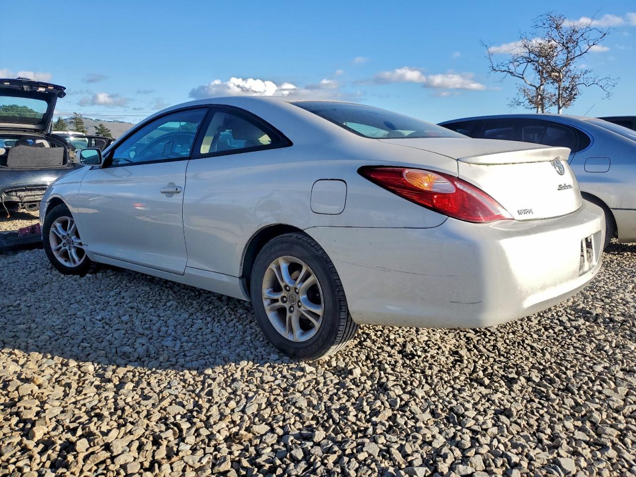 2006 TOYOTA CAMRY SOLARA SE photo 2