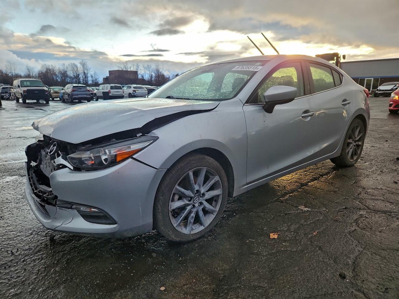 2018 MAZDA 3