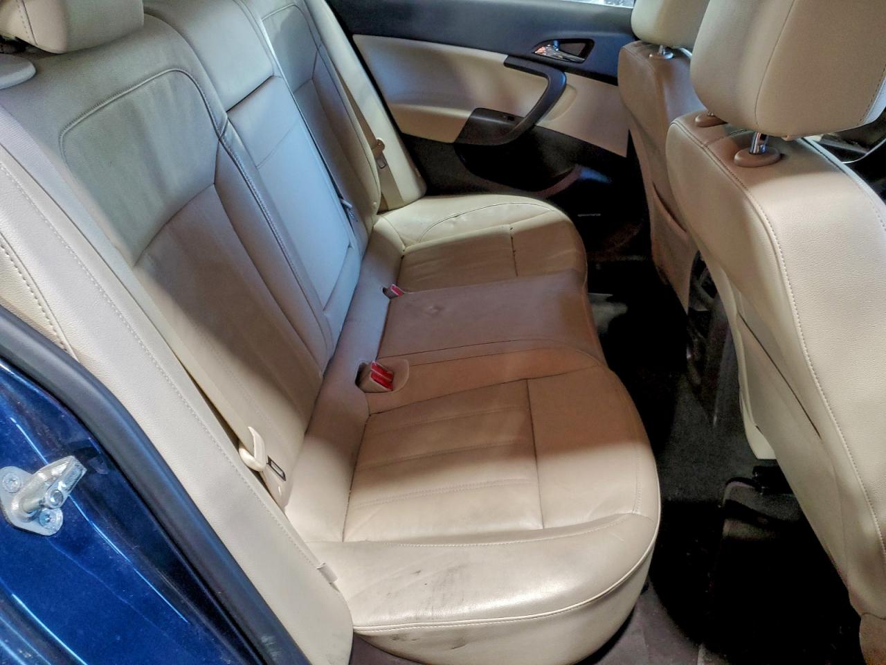 2011 BUICK REGAL CXL photo 10