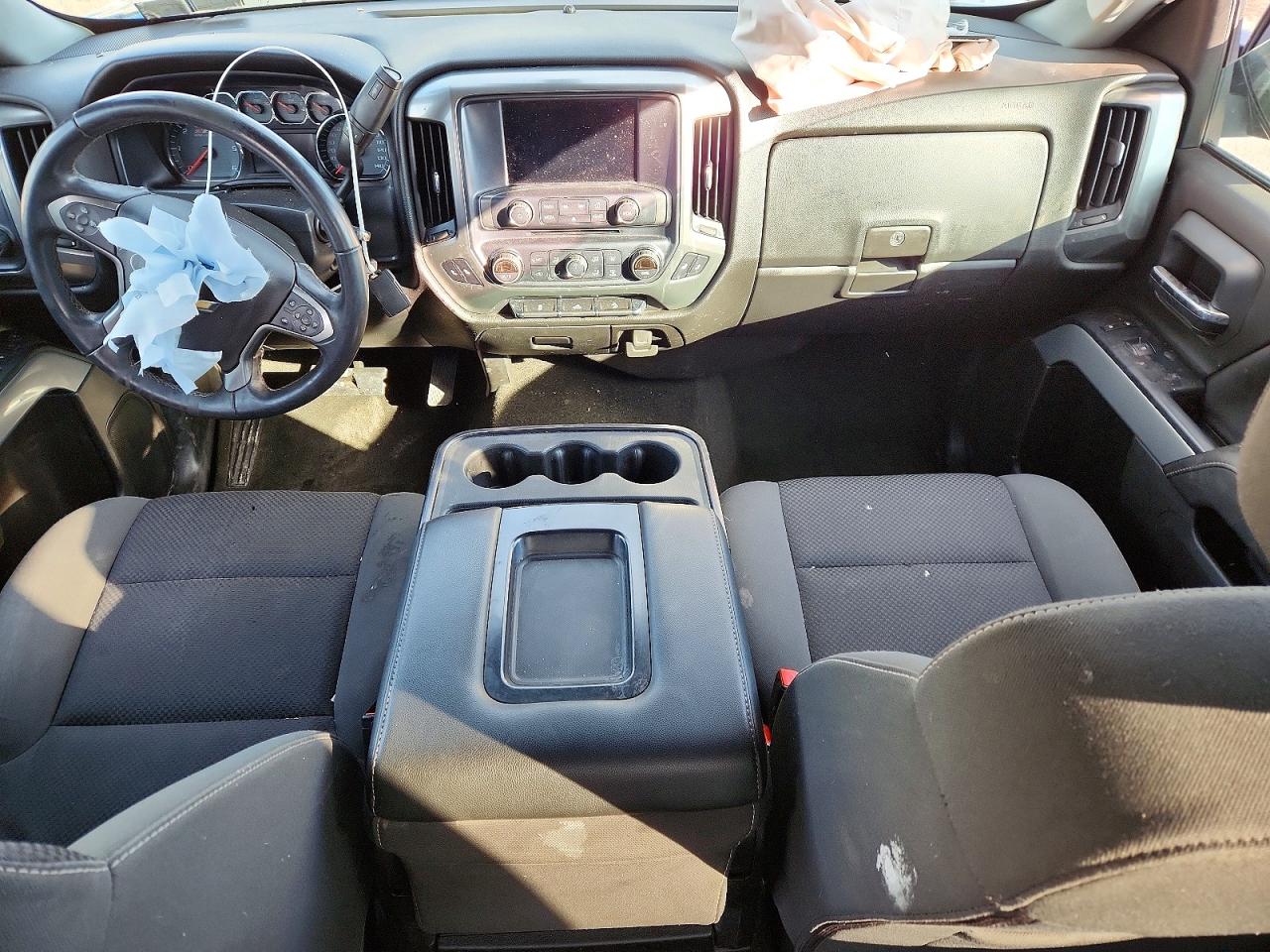 2018 CHEVROLET SILVERADO K1500 LT photo 8