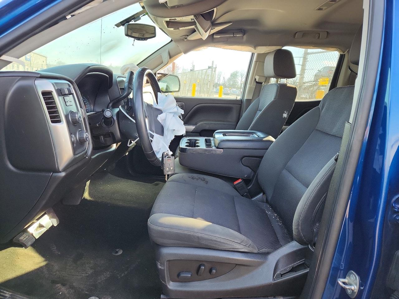 2018 CHEVROLET SILVERADO K1500 LT photo 7