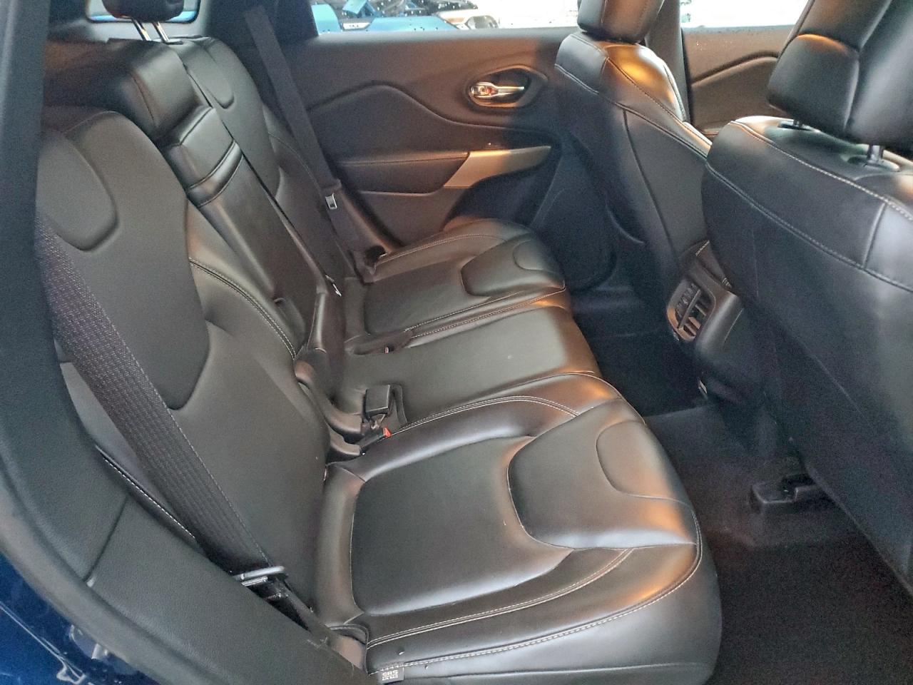 2018 JEEP CHEROKEE LIMITED photo 11