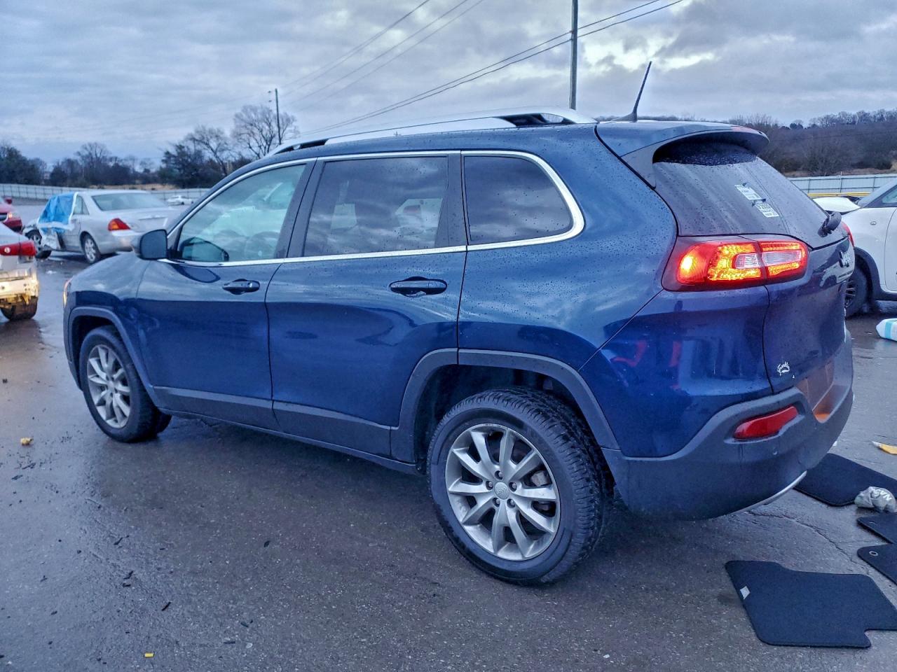 2018 JEEP CHEROKEE LIMITED photo 2