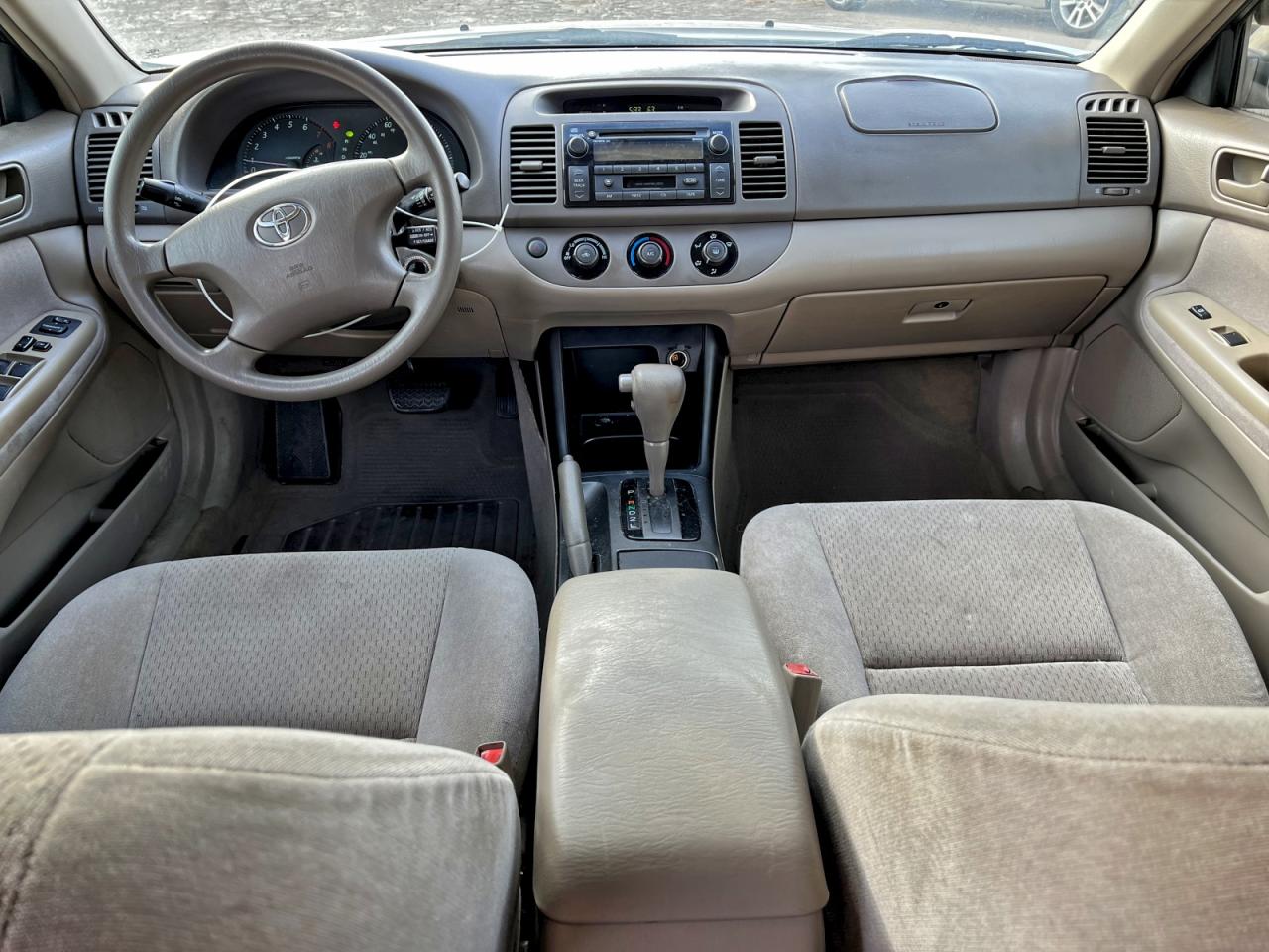 2003 TOYOTA CAMRY LE photo 8