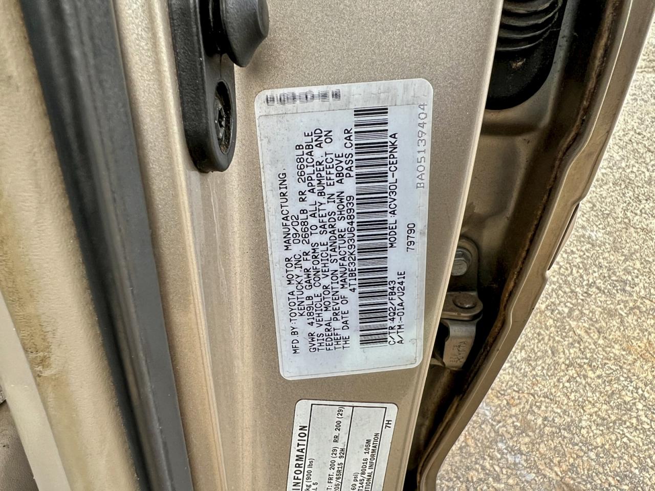 2003 TOYOTA CAMRY LE photo 12