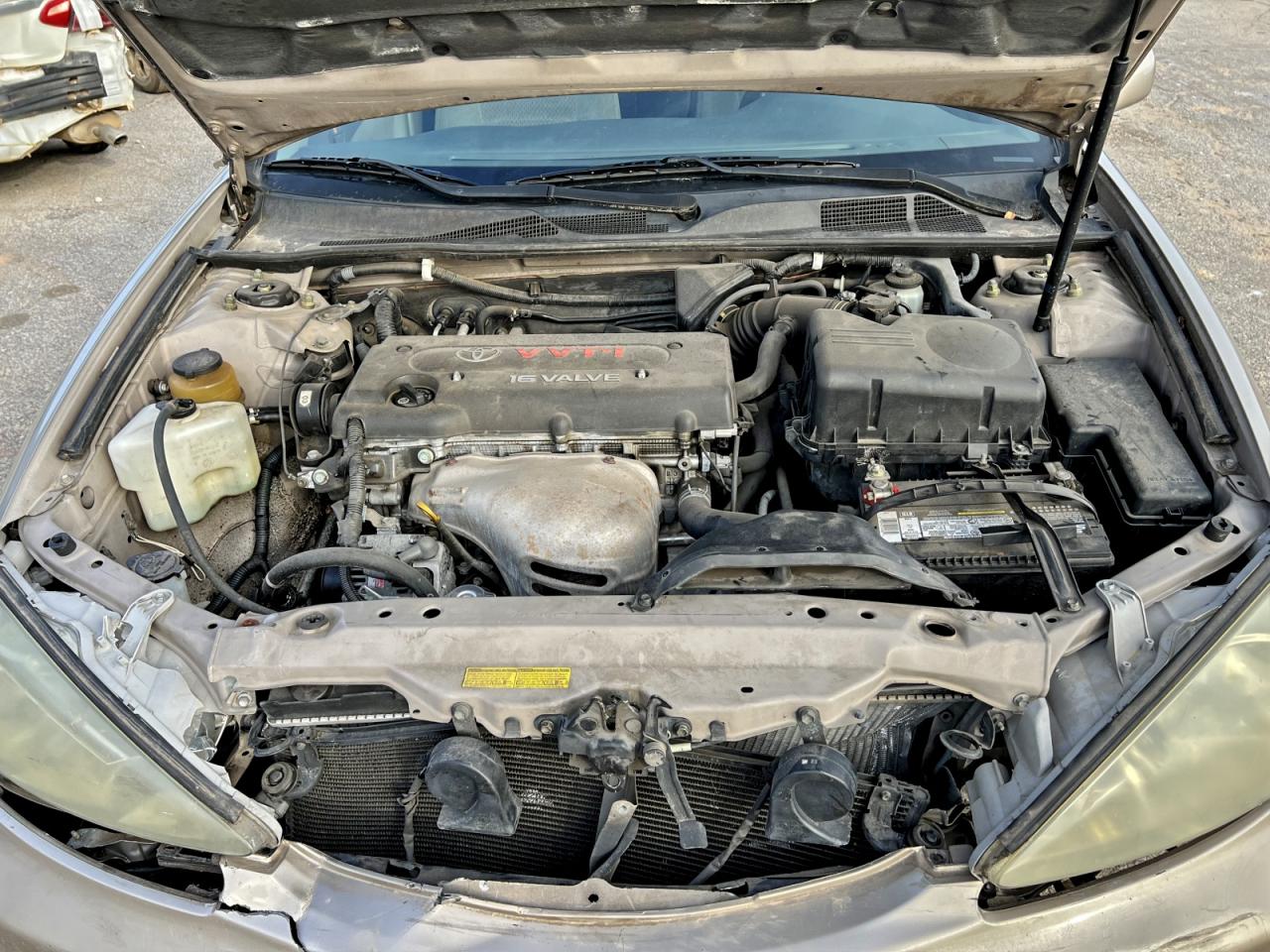 2003 TOYOTA CAMRY LE photo 11
