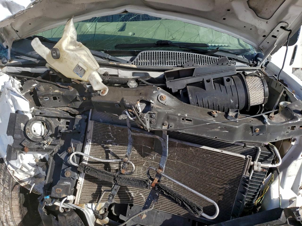 2014 GMC SAVANA G2500 photo 12