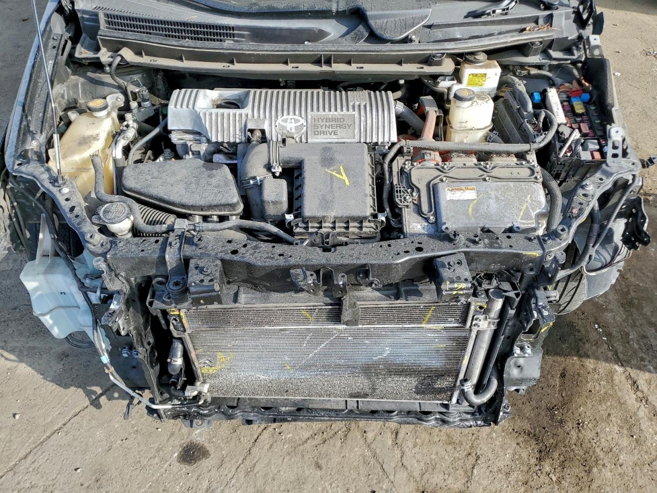 2011 TOYOTA PRIUS photo 11