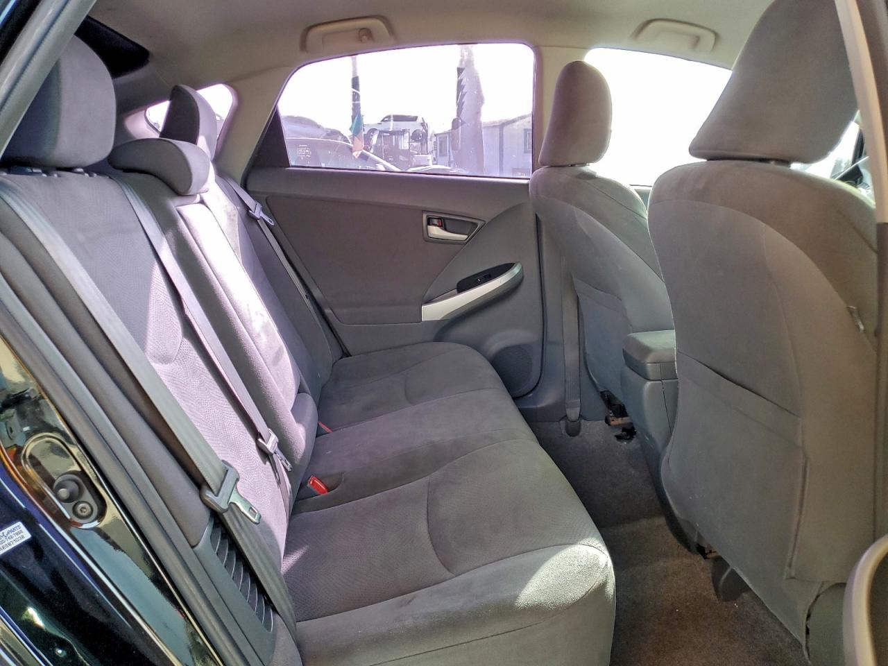 2011 TOYOTA PRIUS photo 10